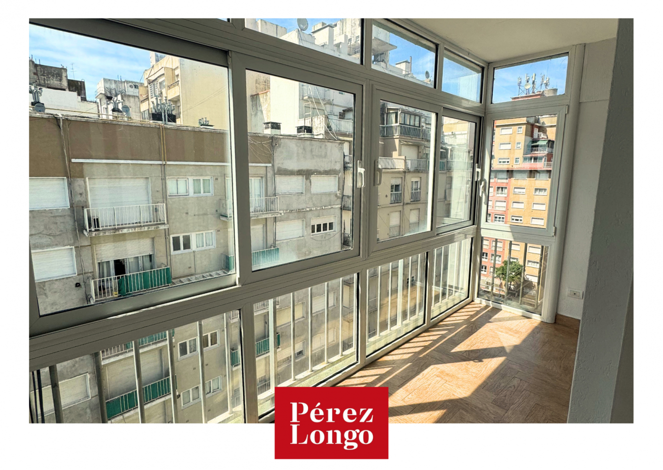 DEPARTAMENTO 4 AMBIENTES CON BALCON TERRAZA