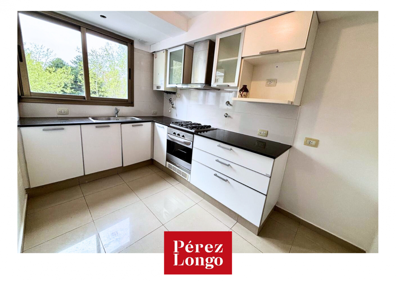 ALQUILER DEPARTAMENTO DE 3 AMBIENTES CON BALCON