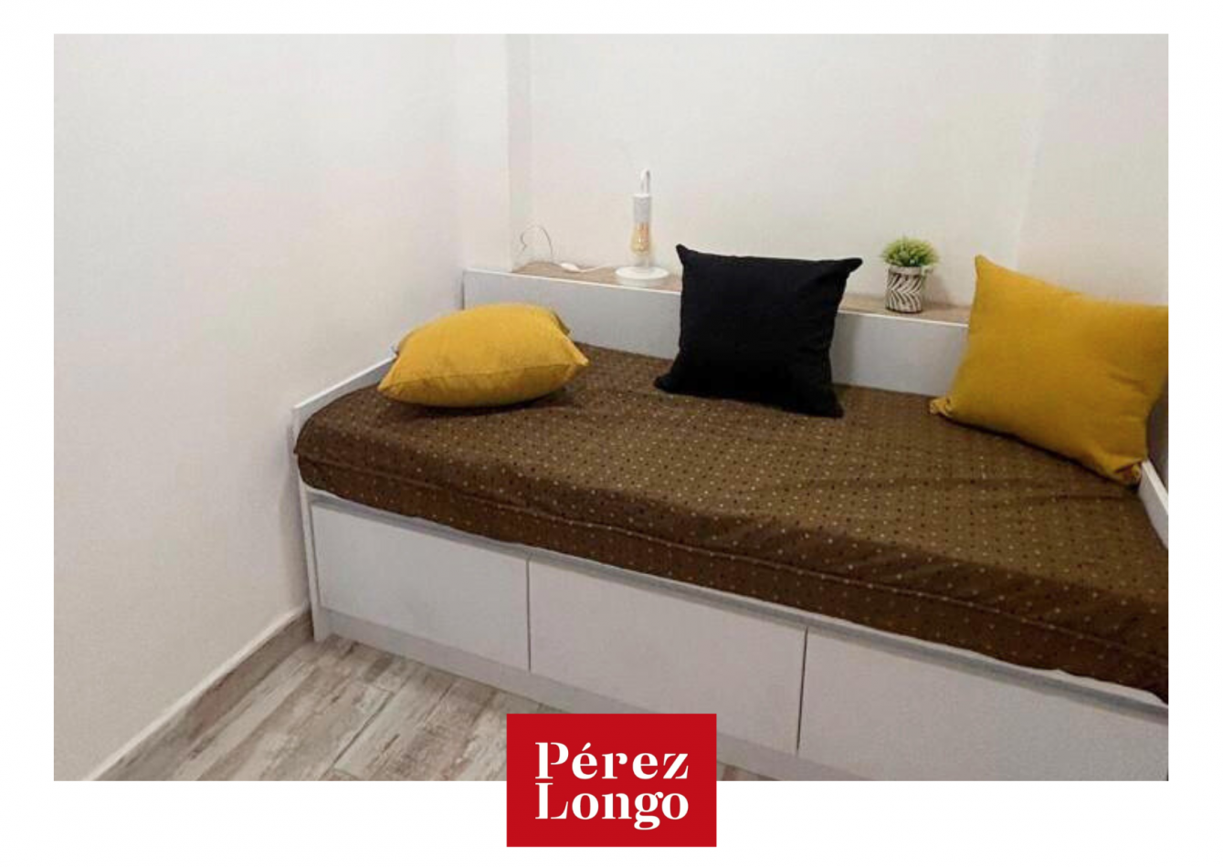 DEPARTAMENTO DOS AMBIENTES CON DEPENDENCIA Y BLACON