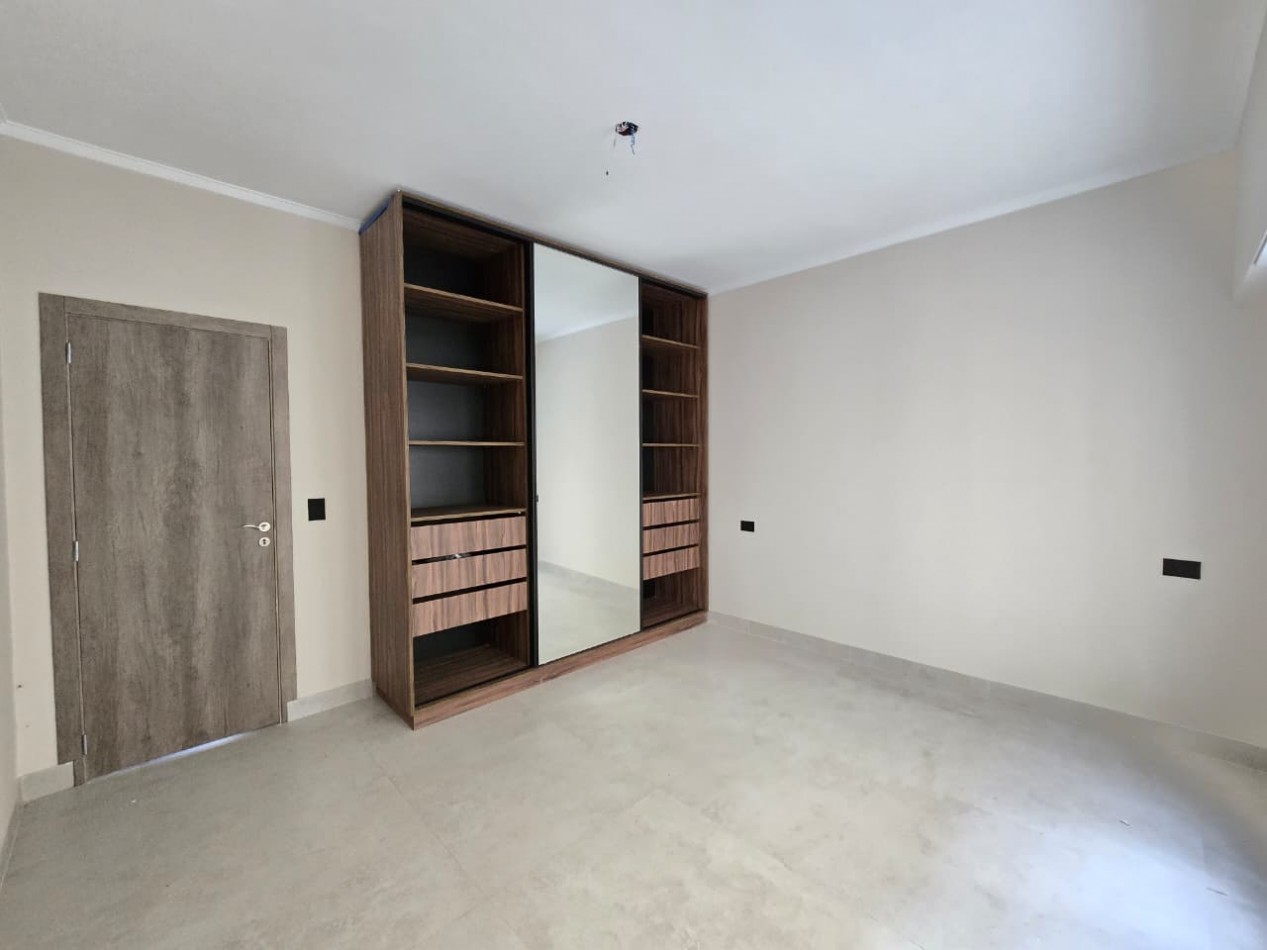 CHALET BARRIO SAN JOSE 4 AMBIENTES RECICLADO