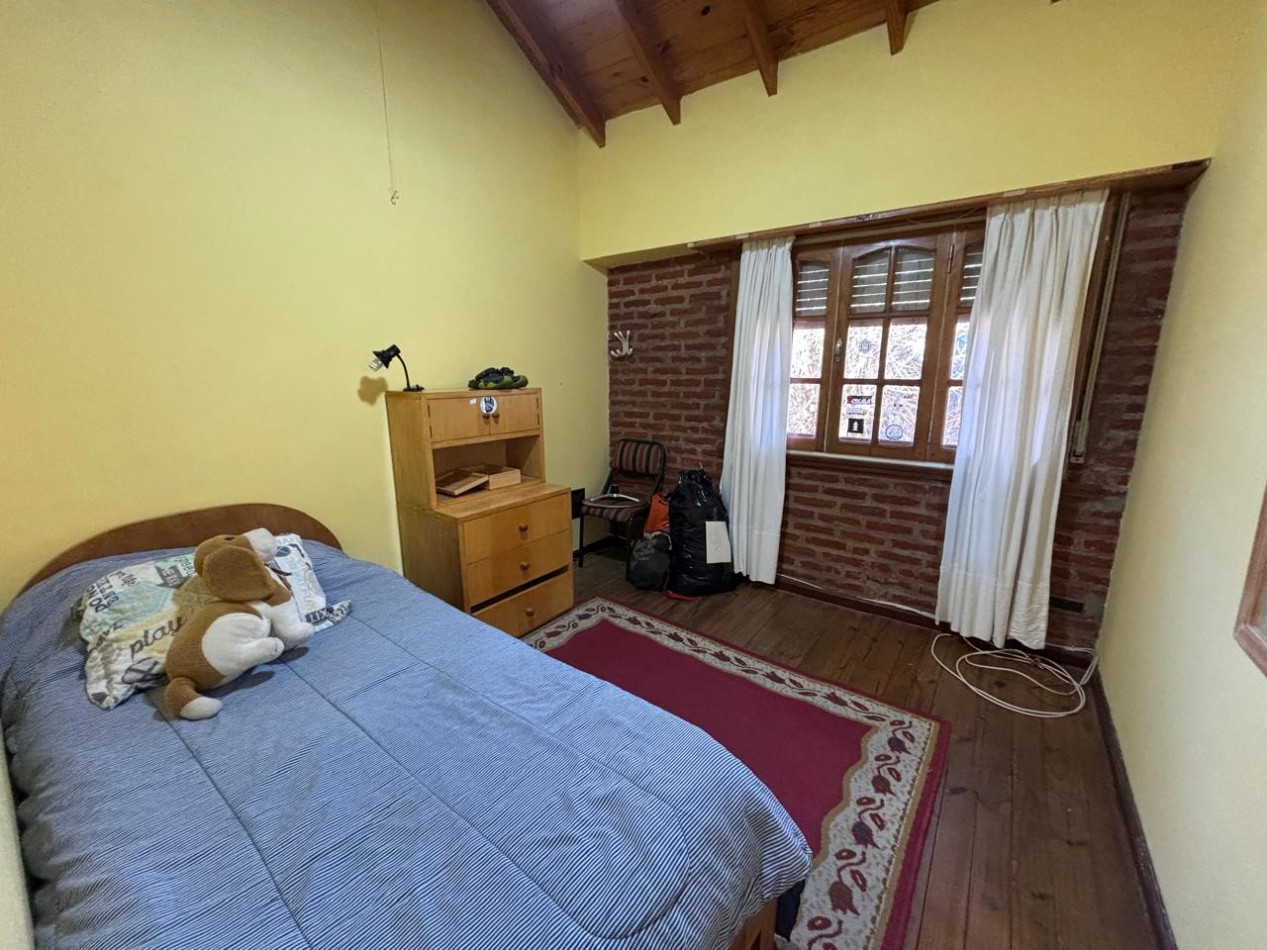 IMPORTANTE RESIDENCIA SOBRE TRES LOTES